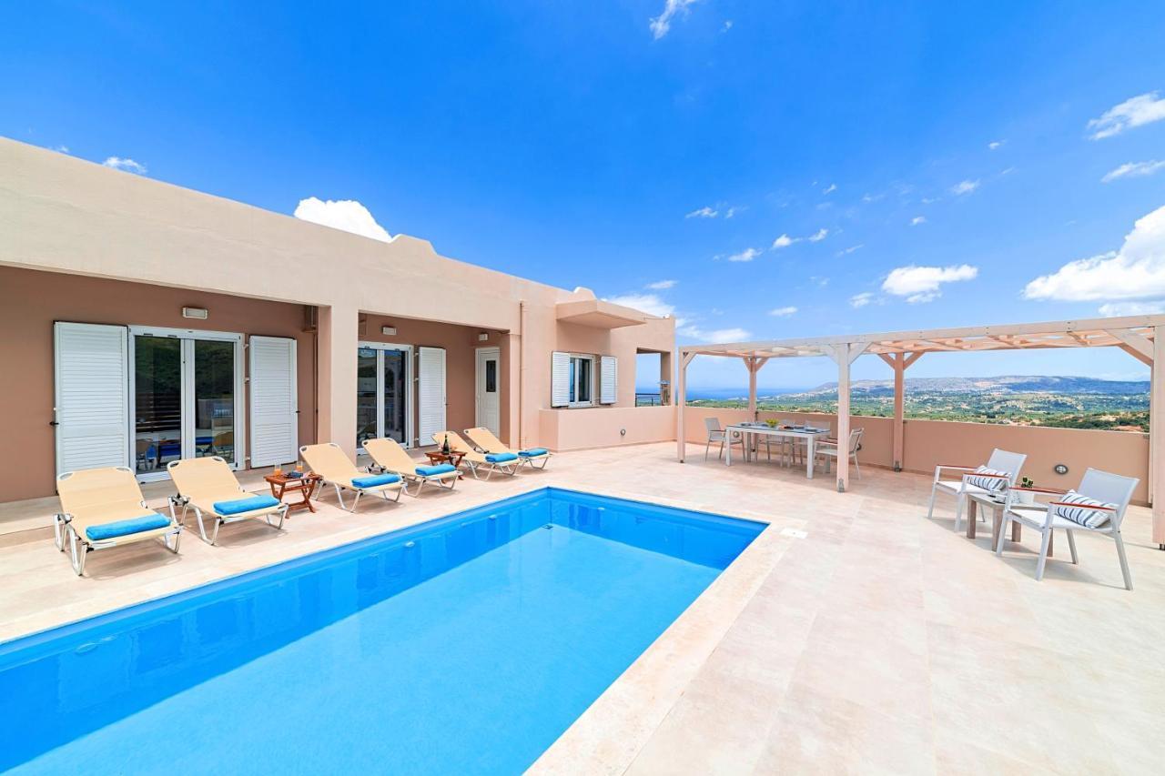 Villa Di Giorgio Heated Pool Kournas Exterior photo
